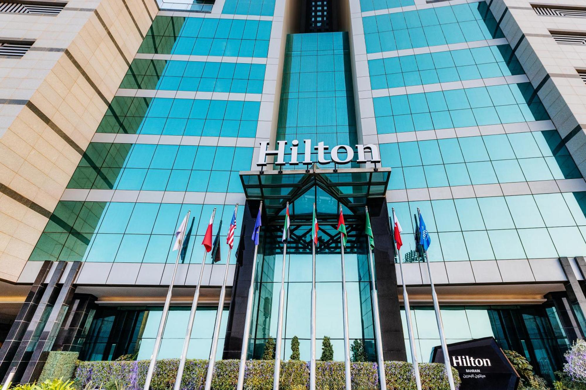 Hilton Bahrain Hotel มานามา ภายนอก รูปภาพ Hilton Baku