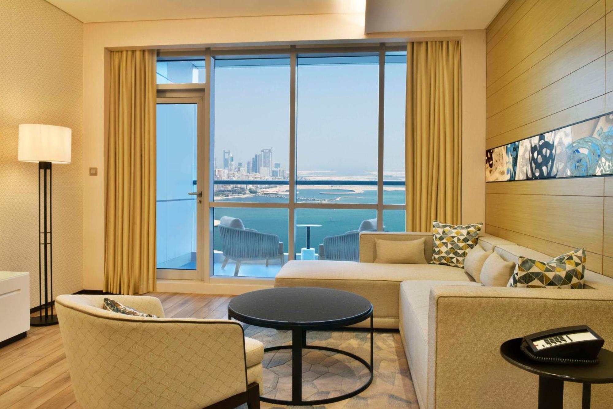 Hilton Bahrain Hotel มานามา ภายนอก รูปภาพ